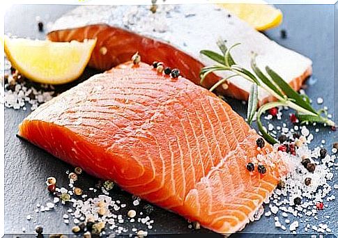 Salmon that treats candida infection