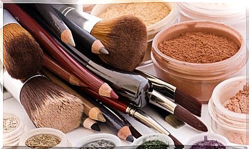 10 non-borrowing cosmetics