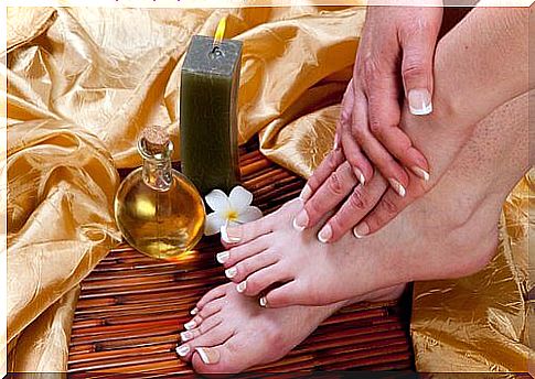 Remedies for all-natural toenails