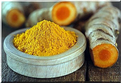 Turmeric is one of those foods that strengthen the liver