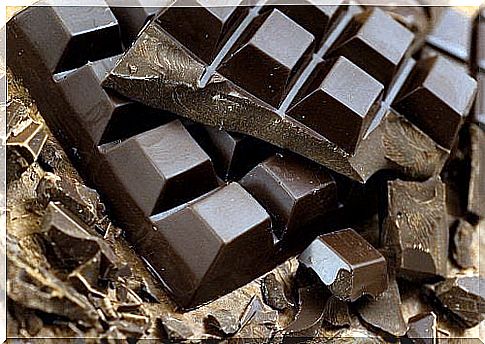 Natural remedies for hypertension with dark chocolate