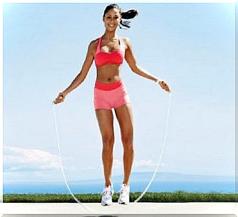 Benefits of skipping rope such as increased body endurance