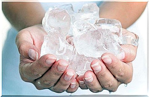 Ice combined with exercises to reduce neck pain