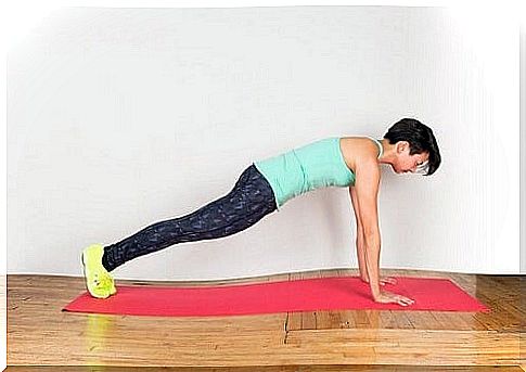 Board on the list of exercises that thin your waist