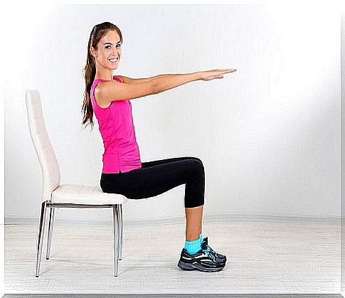 Twisting the torso on the list of exercises that thin your waist