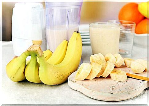 Reasons to eat two bananas a day as a snack