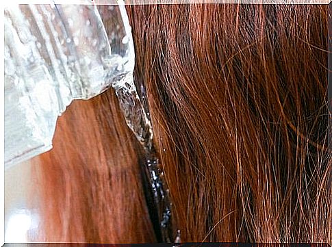 Remedies for healthy hair - apple cider vinegar