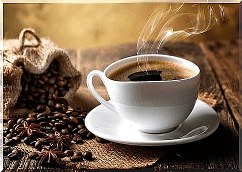 Excess coffee is one of those foods that can cause migraines