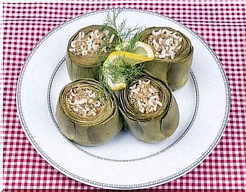 Artichokes stuffed with rice