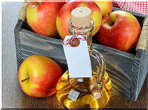 Apple cider vinegar in remedies for bad body odors