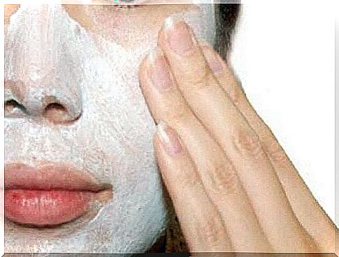 Exfoliating the skin by natural methods