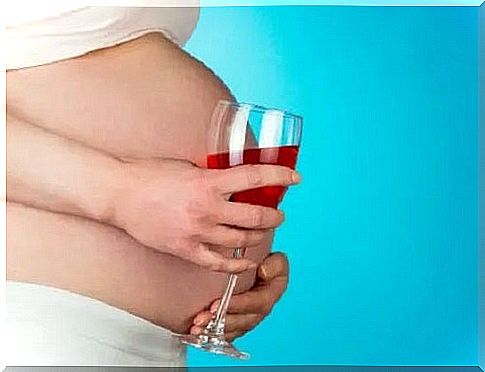 Alcohol is on the list of habits to avoid during pregnancy