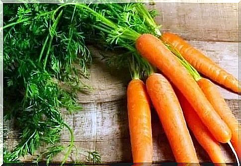 Carrots with leaves