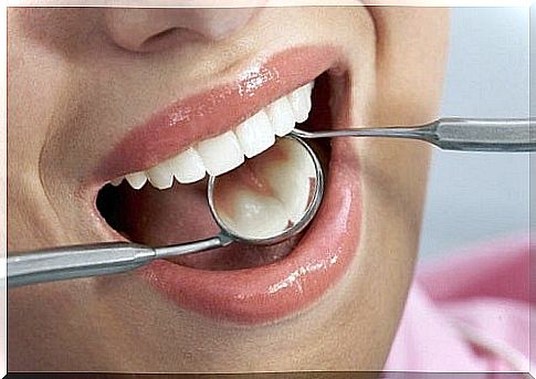 How to prevent and treat cavities caused by various causes