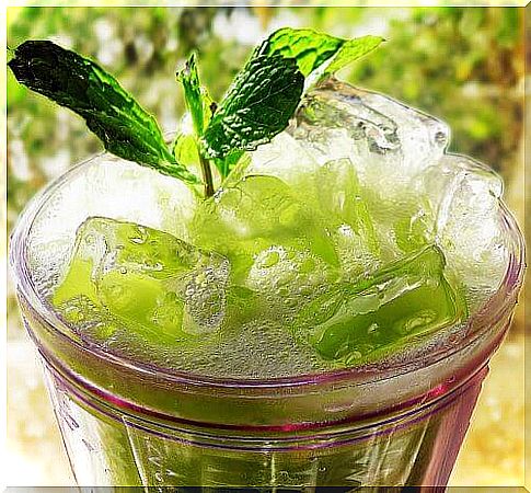 Psoriasis is relieved with green juice