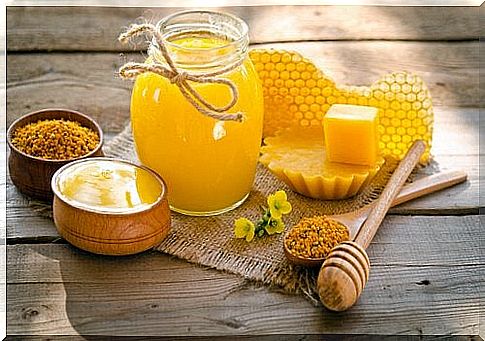 Honey for wrinkles around the mouth