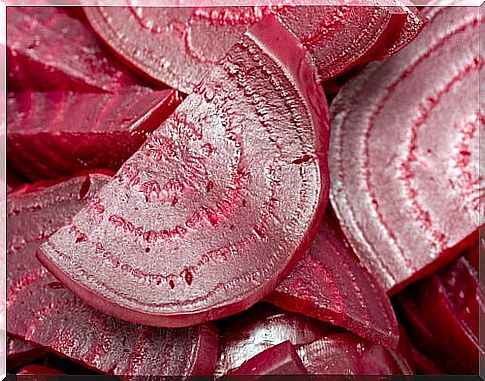 Natural remedies for dandruff with beets