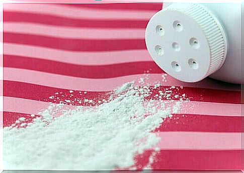 Talcum powder - 6 unusual uses