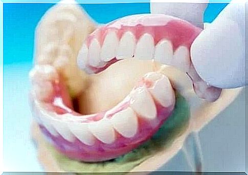 Types and benefits of dental bridge